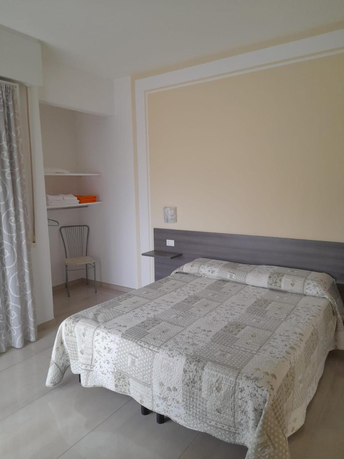 Appartamenti Residence Tulipano Sirmione Exterior foto