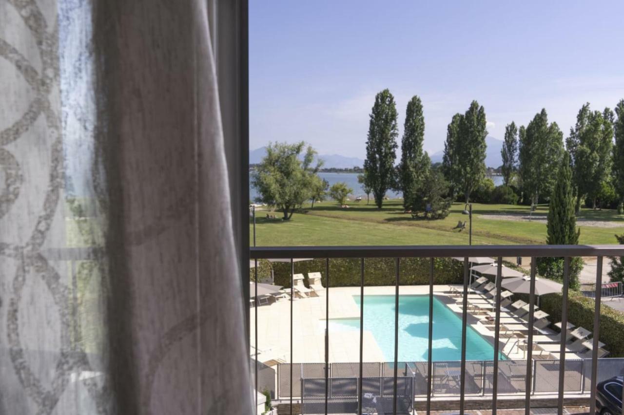 Appartamenti Residence Tulipano Sirmione Exterior foto